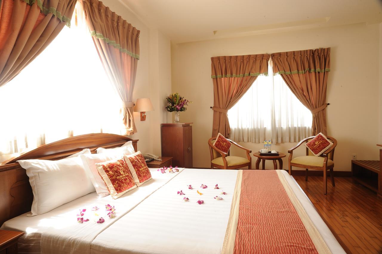 Thu Dau Mot Hoang Yen 2 Hotel מראה חיצוני תמונה